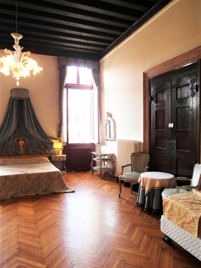 Noble Palace Grand Canal Pensión