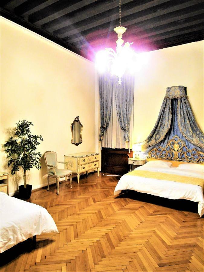 Noble Palace Grand Canal Pensión Venecia